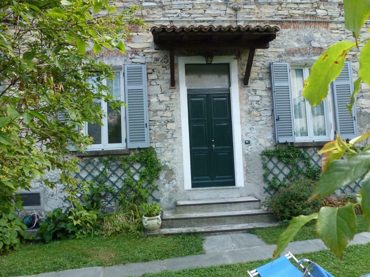 Casa Giardino Appartement Gravedona Buitenkant foto
